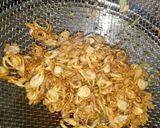 Foto langkah ke 3 dari resep Bawang Goreng Kriuk.