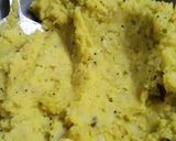 A picture of step 2 of Bombay vadapaav.