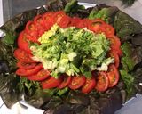 Une image de l'étape 7 de Salade de laitue rougette aux tomates,radis cerises et persil.