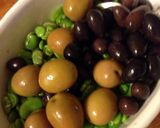 A picture of step 1 of Fava Beans and Olives.