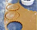 A picture of step 8 of Little Jam Tarts.