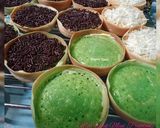 Foto langkah ke 4 dari resep Martabak Mini Pandan Tanpa Ragi.