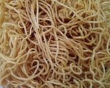 Foto langkah ke 2 dari resep Mie Titi Makassar.