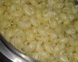A picture of step 2 of Italian cuisine :Pasta.
