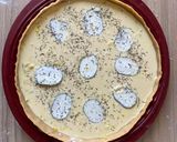 Une image de l'étape 5 de Quiche printanière poireaux chèvre frais et herbes de Provence.