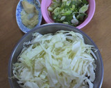 A picture of step 1 of Ground Meat and Cabbage.