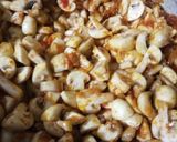 A picture of step 5 of Malai mushroom.