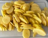 Foto del paso 1 de la receta: Papas fritas en rodajas