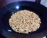 Foto langkah ke 2 dari resep Kering Tempe Kacang.