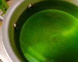 A picture of step 2 of Quiz lemon drink.