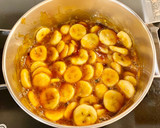 Foto del paso 3 de la receta: Pastel relleno con plátano caramelizado. (Cake filled with caramelized banana)