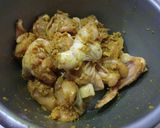 Foto langkah ke 2 dari resep Ayam Goreng Bawang Putih.