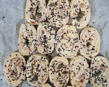 Foto del paso 2 de la receta: Hojaldre navideño de jamón y queso