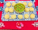 A picture of step 4 of Til ka ladoo.