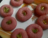 A picture of step 7 of Instant rose peda.