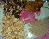 A picture of step 1 of Dates ground peanuts ladoo.