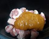 A picture of step 2 of Pork Tail In Oxtail Soup / All In A Pot.