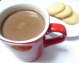 A picture of step 4 of Cafe-style Chocolate au Lait.