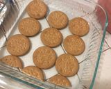 Foto del paso 3 de la receta: Pastel frío de galletas Marías con fruta (PayCarlota)