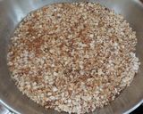 Foto langkah ke 2 dari resep Oatmeal goreng.