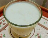 A picture of step 4 of Apple Milkshake.