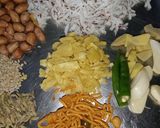 भरवां परवल (Bharva Parwal recipe in hindi) रेसिपी चरण 2 फोटो