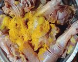 A picture of step 1 of Kanduri chicken gravy.