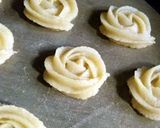 A picture of step 4 of Maple Sablé Poche - Maple Flavored Vegetarian Cookies.