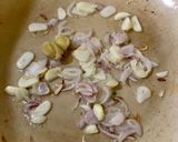 Foto langkah ke 2 dari resep Tumis Sawi Putih Tauge Tahu.