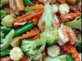 กุ้งผัดผัก