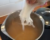 A picture of step 4 of Vietnamese Chicken Pho.