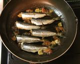 A picture of step 12 of No Fishy Smell! Soft All the Way to the Bones! Sardines Simmered in Umeboshi and Ginger.