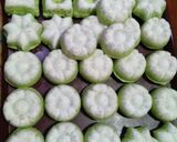 Foto langkah ke 9 dari resep Kue putu ayu enak dan lembut.