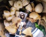 A picture of step 3 of Kathal Masala.
