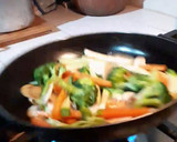 Foto del paso 6 de la receta: Mojara frita con verduras salteadas