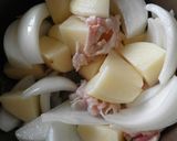 A picture of step 2 of Perfectly Spicy Kimchi Nikujaga (Meat and Potatoes).