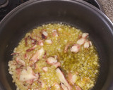 Foto del paso 1 de la receta: Fideos a la cazuela con pescado y marisco
