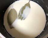 A picture of step 2 of Chaler Payesh (Rice Kheer / Payasam / Pudding - Bong style).