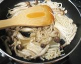 A picture of step 5 of Macrobiotic Creamy Mushroom and Tofu Spaghetti.