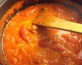 A picture of step 3 of Spaghetti Marinara.
