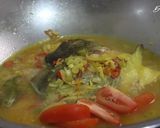 Foto langkah ke 6 dari resep Sup Kepala Salmon.