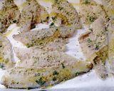 Foto del passaggio 2 della ricetta Filetti di platessa al profumo di aromi e limone panati e cotti in forno