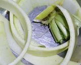 A picture of step 4 of Prep Daikon Radish for Buri Daikon and Simmered Dishes.
