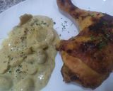 صورة لخطوة 2 من وصفة دجاج محمر مع صلصة الفطر الكريمية 🍗🧀