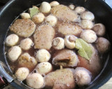 A picture of step 5 of Simple Bistro-style Stewed Pork Fillets.