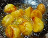 গোটা রসুন দিয়ে চিকেনের ঝোল (gota rasun diye chickener jhol recipe in Bengali) রেসিপির ধাপ 3 ছবি