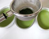 A picture of step 5 of Jiggly Matcha Milk Jello.