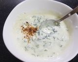 A picture of step 3 of Spinach raita.