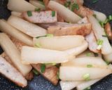 A picture of step 15 of Chinese Stir-fried Fish Cake with Radish 蘿蔔炒魚鬆.