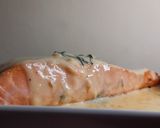 Foto langkah ke 3 dari resep Salmon Pan Seared Kulit Crispy.